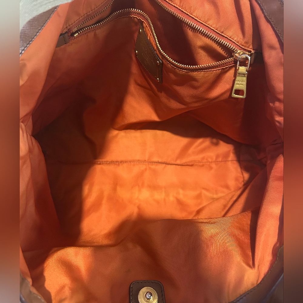 Green Prada Nylon Tote Bag - Picture 8 of 11